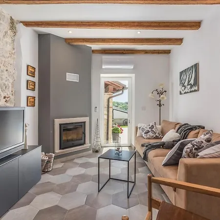 Beautiful Stone House - Parentium With Private Pool Villa Dracevac