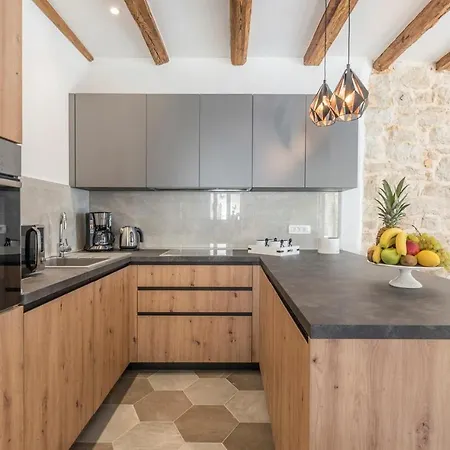 Beautiful Stone House - Parentium With Private Pool *