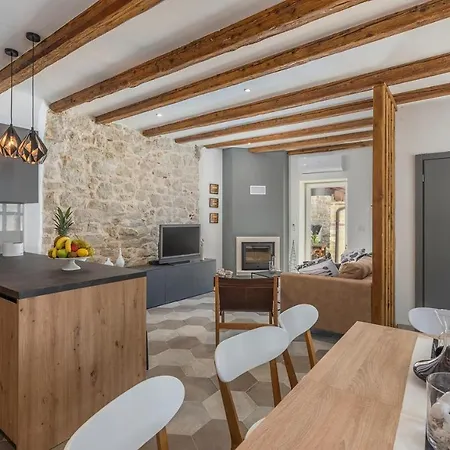 Beautiful Stone House - Parentium With Private Pool