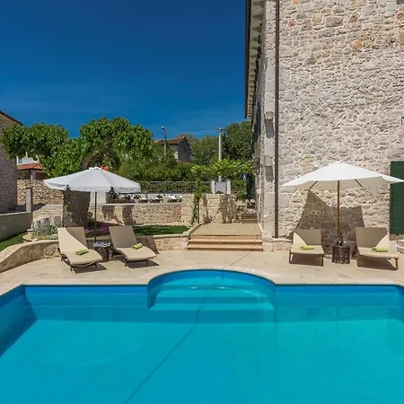 别墅 Beautiful Stone House - Parentium With Private Pool