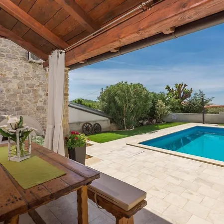 Beautiful Stone House - Parentium With Private Pool *