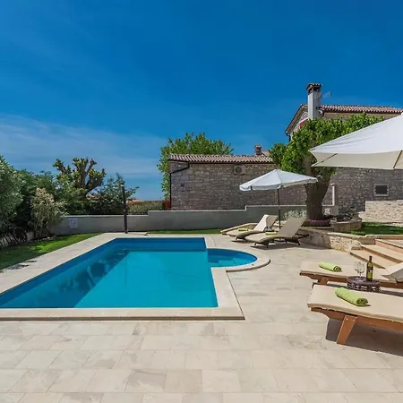 Beautiful Stone House - Parentium With Private Pool