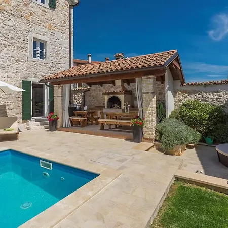 Beautiful Stone House - Parentium With Private Pool Dračevac